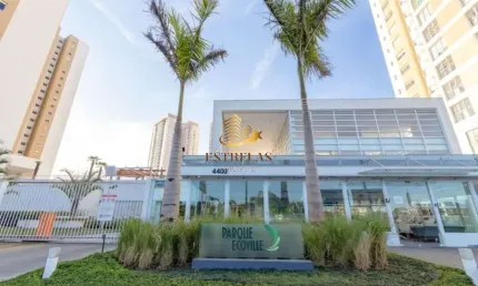 Vende apto no Ecoville, 3 quartos e 2 vagas de garagem.