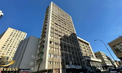 Vende apto, 2 suítes + 1 quartos, 1 garagem - Centro