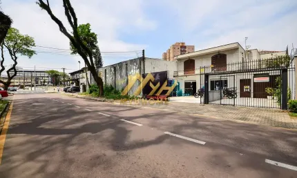 Casa com 3 quartos à venda na Rua João Bonat, Novo Mundo, Curitiba, 251 m2 por R$ 1.750.000