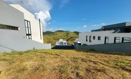 Excelente terreno no Alphaville Volta Redonda, com 423 m2