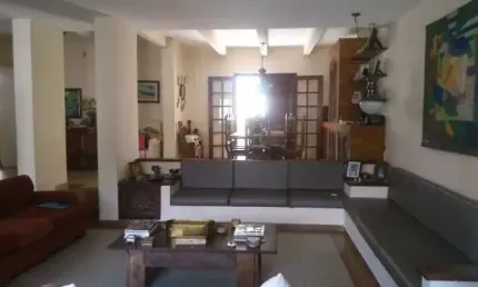 Jardim Normandia, excelente casa em dois pavimentos, com 305 m2