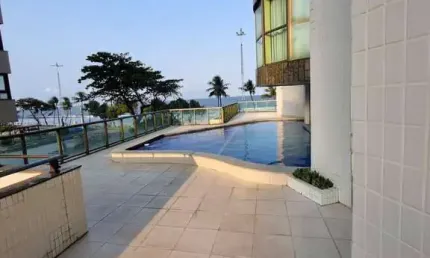 Viva com exclusividade e uma vista deslumbrante para o mar na Av. Boa Viagem!