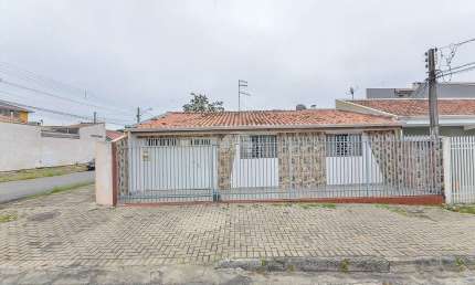 Casa com 3 quartos à venda na Rua das Codornas, 34, Novo Mundo, Curitiba, 150 m2 por R$ 590.000