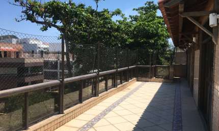 Cobertura linear a venda no Recreio dos Bandeirantes