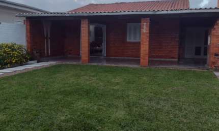 EXCELENTE CASA À VENDA NO BAIRRO ARCO-ÍRIS, EM CAPÃO DA CANOA!