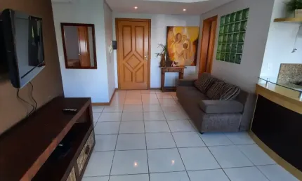 Conforto e localização em apartamento no bairro zona nova!