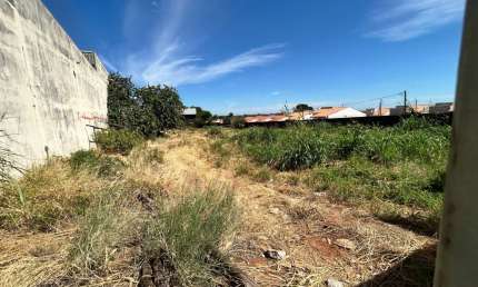 Venda – Área Comercial 1800m² (Terreno 25×72) – Jardim Santa Antonieta – Marília-SP
