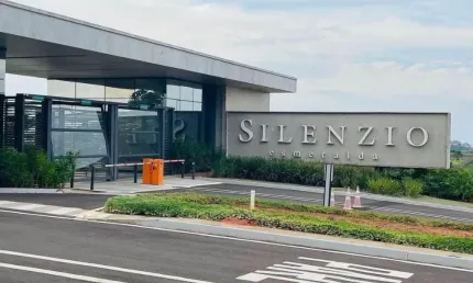 Vende-se Terreno   Condomínio Residencial Silenzio Esmeralda  em  Marília-SP