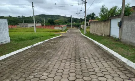 Terrenos dentro de condomínio financiado em São Gonçalo