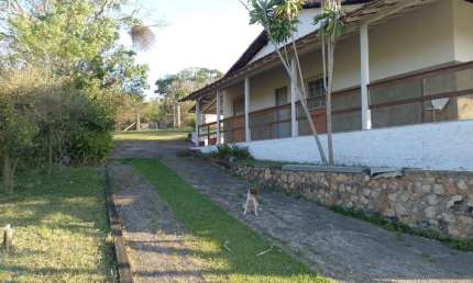 Belo Sítio, legalizado, com criação e casa sede 3 quartos, casa caseiro, curral em Itaborai  RJ