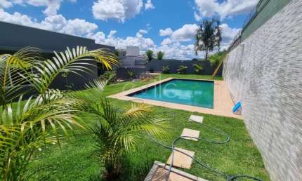 Casa em condomínio fechado com 3 quartos à venda no Residencial Aziz Louveira, Louveira , 285 m2 por R$ 2.400.000