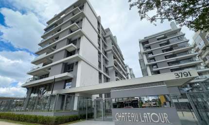 Apartamento a venda em condomínio clube com 02 suítes no bairro Seminário