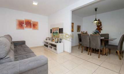 <p>CASA, 4 QUARTOS sendo 2 SUITES, 4 VAGAS, PROXIMO AO JOCKEY PLAZA, BAIRRO ALTO, CURITIBA</p>