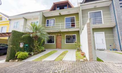 <p>SOBRADO TRIPLEX  EM CONDOMINIO COM PORTARIA -  CAMPO COMPRIDO</p>