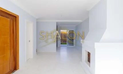 <p>SOBRADO NOVO, 3 QUARTOS SENDO 1 SUITE, SACADA, LAREIRA, CHURRASQUEIRA, 2 VAGAS, MARINONE, PILARZINHO, SANTA FELICIDADE, CURITIBA, PR</p>
