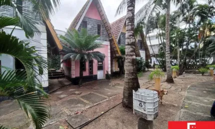 Casa comercial à venda na Rua dos Veranistas, Ipitanga, Lauro de Freitas por R$ 1.800.000
