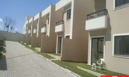 Casa com 4 quartos à venda na Rua Sucupió, Abrantes, Camaçari por R$ 629.000
