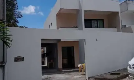 Casa com 3 quartos à venda na End. Rua Djanira Maria Bastos, Caji, Lauro de Freitas por R$ 390.000