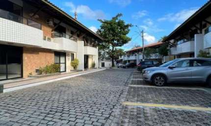 Casa com 3 quartos à venda na Rua Marquês de Queluz, Pituaçu, Salvador por R$ 740.000