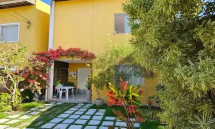 Casa com 4 quartos à venda na Rua Maria de Lourdes Cidreira, Pitangueiras, Lauro de Freitas por R$ 730.000