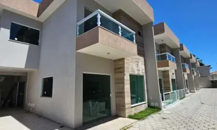Casa com 3 quartos à venda na Rua Osvaldo B Pitangueiras, Pitangueiras, Lauro de Freitas por R$ 620.000