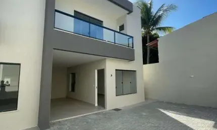 Casa com 4 quartos à venda na Rua Itamari, Pitangueiras, Lauro de Freitas por R$ 650.000