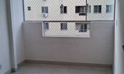 Apartamento com 2 quartos à venda na Rua Manuel Silvestre Leite, Centro, Lauro de Freitas, 50 m2 por R$ 250.000