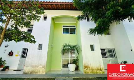Casa com 3 quartos à venda na Rua Itapuã, Itapuã, Salvador por R$ 540.000