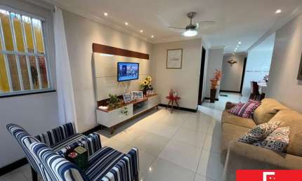 Casa com 2 quartos à venda na Rua Itapuã, Itapuã, Salvador por R$ 380.000
