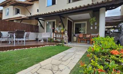 Casa com 4 quartos à venda na Rua Juracy Magalhães, Pitangueiras, Lauro de Freitas por R$ 790.000