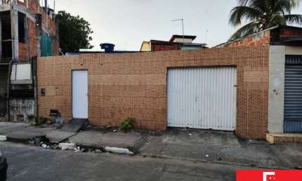 Casa com 2 quartos à venda na Rua São Marcos, Vila Praiana, Lauro de Freitas por R$ 220.000