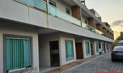 Casa com 3 quartos à venda na Rua Júlio M dos Santos, Buraquinho, Lauro de Freitas por R$ 970.000