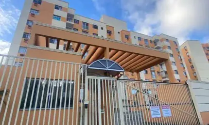 Apartamento com 3 quartos para alugar na Avenida Brigadeiro Alberto Costa Matos, Centro, Lauro de Freitas, 71 m2 por R$ 2.000