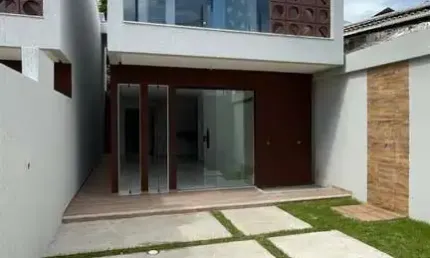 Casa com 3 quartos à venda na Rua Osvaldo B Pitangueiras, Pitangueiras, Lauro de Freitas por R$ 580.000
