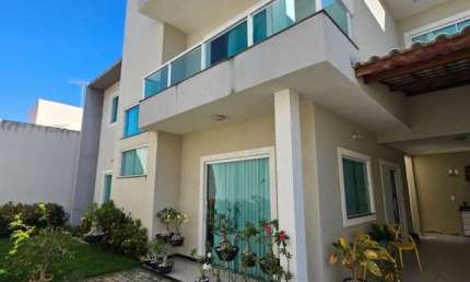 Casa com 3 quartos à venda na Rua Osvaldo B Pitangueiras, Pitangueiras, Lauro de Freitas por R$ 650.000