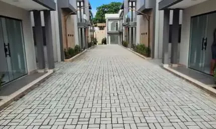 Casa com 4 quartos à venda na Praça Santo Amaro de Ipitanga, Ipitanga, Lauro de Freitas por R$ 699.000