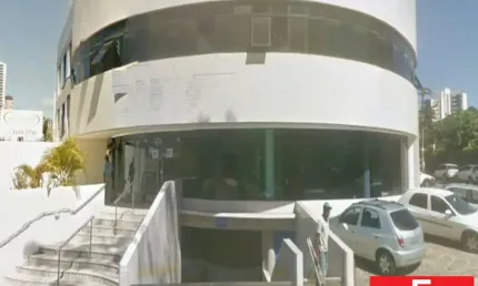 Prédio para alugar na Avenida Paulo VI, 1, Pituba, Salvador, 800 m2 por R$ 50.000