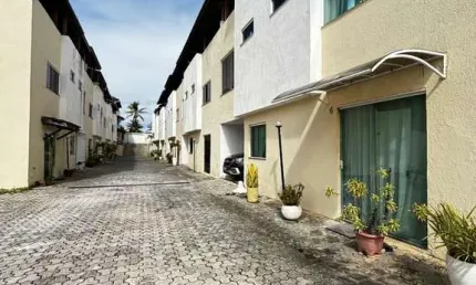 Casa com 3 quartos à venda na Rua Walter da Silva Maia, Ipitanga, Lauro de Freitas por R$ 545.000