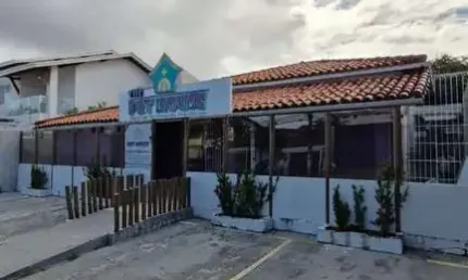 Casa comercial com 1 sala para alugar na Avenida Praia de Pajussara, Vilas do Atlantico, Lauro de Freitas por R$ 15.000