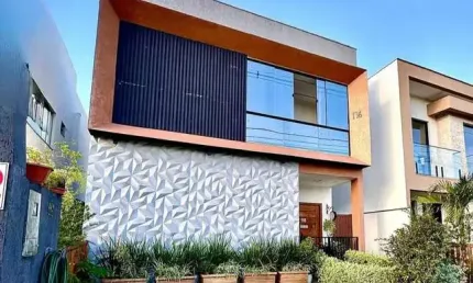 Casa com 4 quartos à venda na Rua Sucupió, Abrantes, Camaçari por R$ 1.100.000