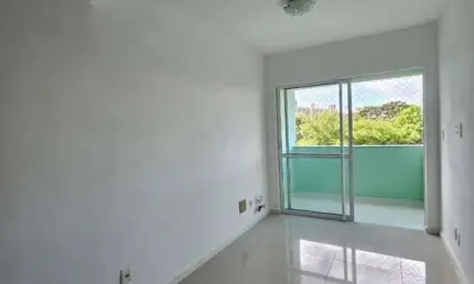 Apartamento com 2 quartos à venda na avenida brigadeiro mário epinghaus, centro, lauro de freitas, 50 m2 por r$ 330.000