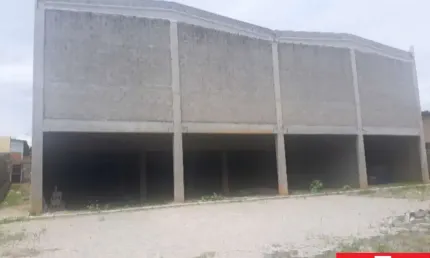 Barracão / Galpão / Depósito para alugar na Rua Jerónimo José De Santana, 1, Itingá, Lauro de Freitas por R$ 20.000