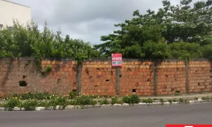 Terreno à venda na Praça Santo Amaro de Ipitanga, Ipitanga, Lauro de Freitas por R$ 400.000