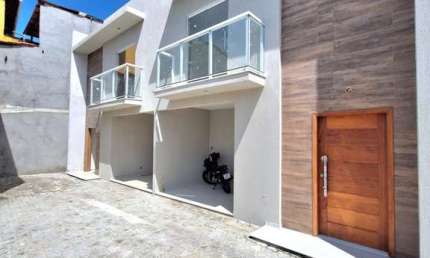 Casa com 4 quartos à venda na Rua Rio das Graças, Centro, Lauro de Freitas por R$ 510.000