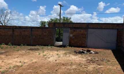 Terreno à venda na Rua H, 21, Areias, Camaçari por R$ 145.000