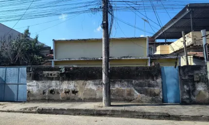 Casa à venda na Rua Bernardino Gonçalves, Porto da Pedra, São Gonçalo - RJ