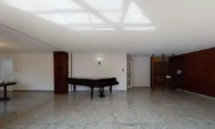 Apartamento à venda na Praça Eugênio Jardim, Copacabana, Rio de Janeiro - RJ