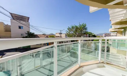 Apartamento à venda na Rua Caetano da Silva, Cascadura, Rio de Janeiro - RJ