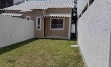 Casa à venda na Rua Trinta e Oito, Guaratiba, Rio de Janeiro - RJ