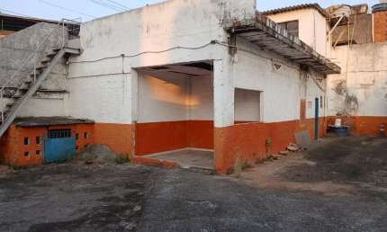 Galpão à venda na Avenida Miguel Couto, Jardim Sumaré, São João de Meriti - RJ